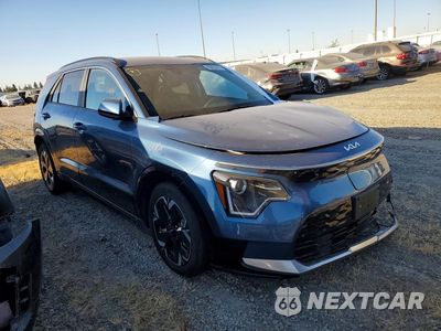 Czwarte zdjęcie samochodu z boku: 2024 KIA NIRO WIND VIN:KNDCR3L17R5121455 - miniatura