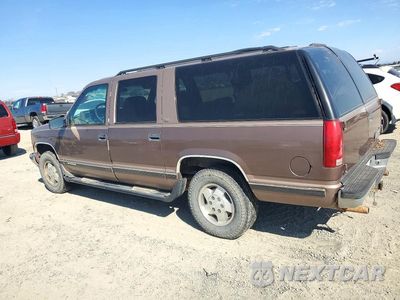 Drugie zdjęcie samochodu z przodu: 1994 GMC SUBURBAN VIN:1GNFK16K4RJ420863 - miniatura