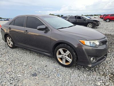 Czwarte zdjęcie samochodu z boku: 2014 TOYOTA CAMRY SE VIN:4T1BF1FK0EU826882 - miniatura