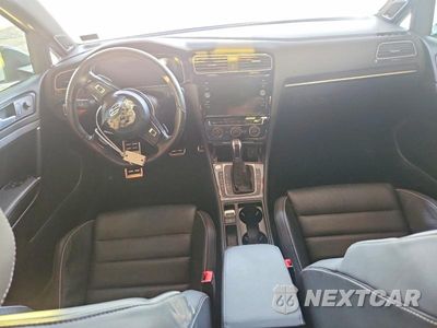 Zdjęcie 8 z 12 samochodu: 2019 VOLKSWAGEN GOLF R VIN:WVWVA7AU4KW208377 - miniatura