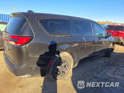 Trzecie zdjęcie samochodu z tyłu: 2022 CHRYSLER PACIFICA HYBRID TOURING L VIN:2C4RC1L77NR134935 - miniatura