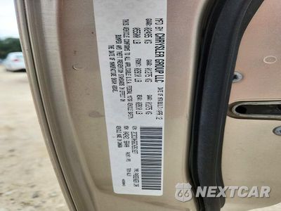 Zdjęcie 12 z 12 samochodu: 2012 CHRYSLER 300 LIMITED VIN:2C3CCAHG6CH261827 - miniatura