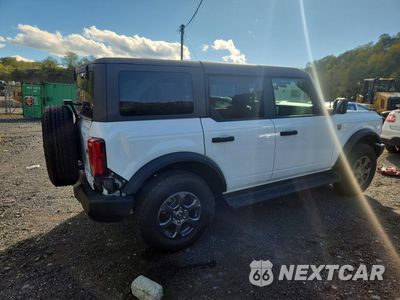 Trzecie zdjęcie samochodu z tyłu: 2026 FORD BRONCO BIG BEND VIN:1FMDE7BH7TLA75078 - miniatura
