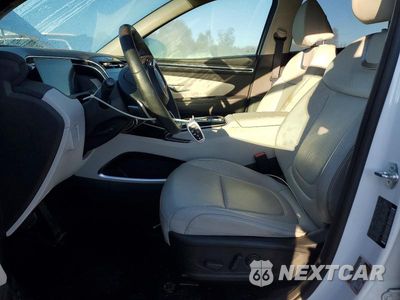 Zdjęcie 7 z 14 samochodu: 2024 HYUNDAI TUCSON LIMITED VIN:KM8JECD1XRU234495 - miniatura
