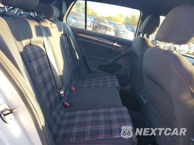 Zdjęcie 10 z 13 samochodu: 2015 VOLKSWAGEN GTI VIN:3VW4T7AU5FM058871 - miniatura