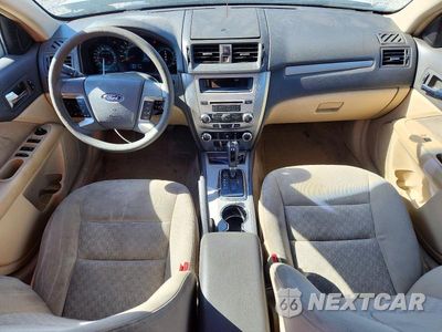 Zdjęcie 8 z 13 samochodu: 2010 FORD FUSION SE VIN:3FAHP0HA8AR163191 - miniatura