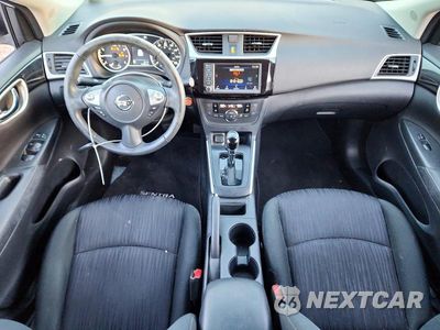 Zdjęcie 8 z 12 samochodu: 2019 NISSAN SENTRA SV VIN:3N1AB7AP5KY335060 - miniatura