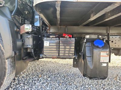 Zdjęcie 10 z 12 samochodu: 2017 HINO 195 - BOX TRUCK VIN:JHHSDM2H5HK004825 - miniatura
