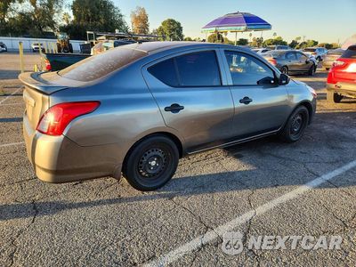 Trzecie zdjęcie samochodu z tyłu: 2017 NISSAN VERSA 1.6 S PLUS VIN:3N1CN7AP0HL832636 - miniatura
