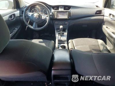 Zdjęcie 8 z 12 samochodu: 2019 NISSAN SENTRA S VIN:3N1AB7AP4KY272887 - miniatura