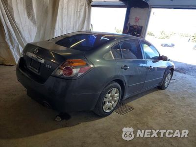 Trzecie zdjęcie samochodu z tyłu: 2011 NISSAN ALTIMA 2.5 VIN:1N4AL2AP4BC125710 - miniatura