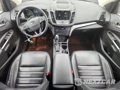 Zdjęcie 8 z 13 samochodu: 2019 FORD ESCAPE SEL VIN:1FMCU9HD8KUA66302 - miniatura