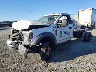 Piąte zdjęcie samochodu w środku: 2019 FORD F550 SUPER - TRUCK CAB AND CHASSIS VIN:1FDUF5GY2KEF21862 - miniatura