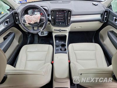 Zdjęcie 8 z 13 samochodu: 2021 VOLVO XC40 T5 MOMENTUM VIN:YV4162UK6M2422002 - miniatura