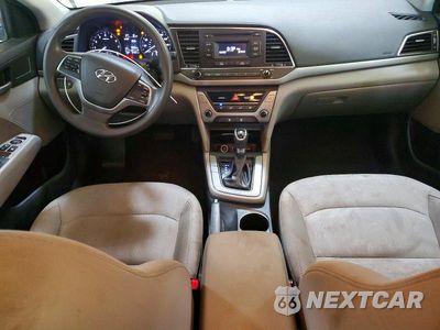 Zdjęcie 8 z 13 samochodu: 2017 HYUNDAI ELANTRA SE VIN:5NPD74LF8HH101791 - miniatura