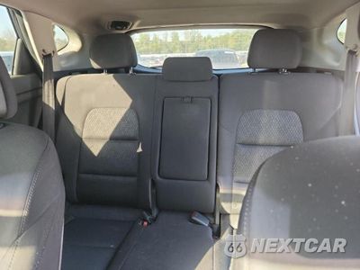 Zdjęcie 10 z 13 samochodu: 2017 HYUNDAI TUCSON NIGHT VIN:KM8J33A20HU486242 - miniatura