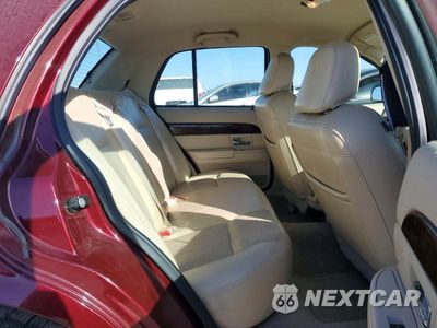 Zdjęcie 10 z 12 samochodu: 2010 MERCURY GRAND MARQUIS LS VIN:2MEBM7FV3AX609982 - miniatura