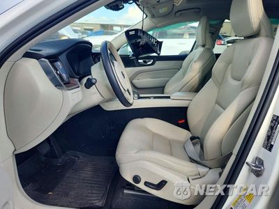 Zdjęcie 7 z 13 samochodu: 2022 VOLVO XC60 B5 MOMENTUM VIN:YV4L12DK7N1941266 - miniatura