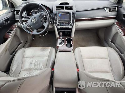 Zdjęcie 8 z 12 samochodu: 2014 TOYOTA CAMRY XLE VIN:4T4BF1FK3ER365134 - miniatura