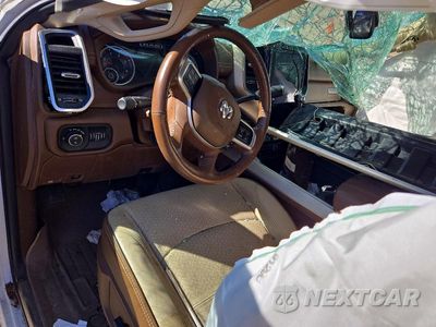 Zdjęcie 8 z 12 samochodu: 2019 RAM 2500 LARAMIE VIN:3C6UR5FL1KG703389 - miniatura