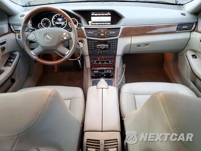 Zdjęcie 8 z 12 samochodu: 2013 MERCEDES-BENZ E 350 4MATIC VIN:WDDHF8JB1DA742915 - miniatura