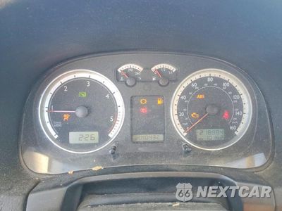 Zdjęcie 9 z 12 samochodu: 2004 VOLKSWAGEN JETTA GL TDI VIN:3VWRR69M24M080925 - miniatura