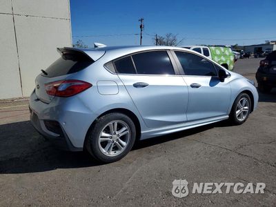 Trzecie zdjęcie samochodu z tyłu: 2017 CHEVROLET CRUZE LT VIN:3G1BE6SM1HS544209 - miniatura