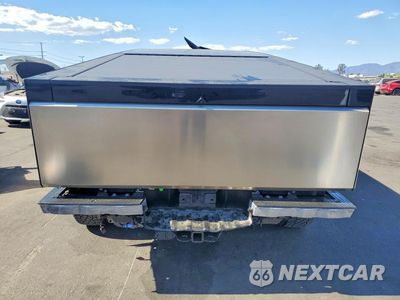 Zdjęcie 6 z 13 samochodu: 2026 TESLA CYBERTRUCK VIN:7G2CEHED3TA092150 - miniatura