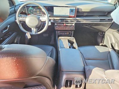 Zdjęcie 8 z 13 samochodu: 2025 HYUNDAI TUCSON LIMITED VIN:KM8JEDD11SU257840 - miniatura