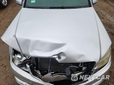 Zdjęcie 11 z 12 samochodu: 2010 MERCEDES-BENZ C 300 4MATIC VIN:WDDGF8BB6AR086959 - miniatura