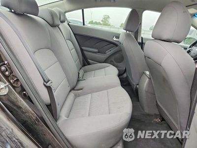 Zdjęcie 10 z 12 samochodu: 2018 KIA FORTE LX VIN:3KPFK4A79JE232273 - miniatura