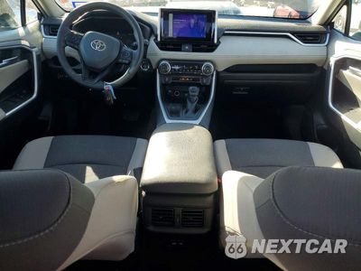 Zdjęcie 8 z 13 samochodu: 2024 TOYOTA RAV4 XLE VIN:2T3W1RFV8RW354288 - miniatura