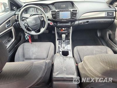 Zdjęcie 8 z 12 samochodu: 2017 HONDA ACCORD EX VIN:1HGCT1B74HA000322 - miniatura