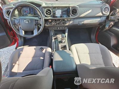Zdjęcie 8 z 13 samochodu: 2018 TOYOTA TACOMA TRD OFF-ROAD VIN:3TMCZ5AN7JM137851 - miniatura