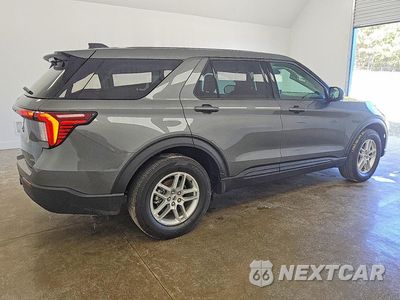 Trzecie zdjęcie samochodu z tyłu: 2026 FORD EXPLORER ACTIVE VIN:1FMUK8DH8TGA50436 - miniatura