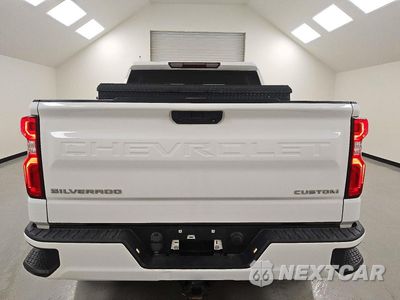 Zdjęcie 6 z 13 samochodu: 2021 CHEVROLET SILVERADO C1500 CUSTOM VIN:3GCPWBEK3MG323642 - miniatura