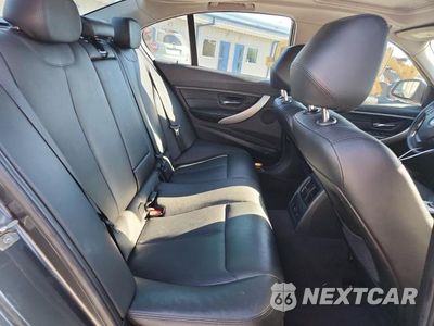Zdjęcie 10 z 12 samochodu: 2013 BMW 328 I VIN:WBA3A5C51DF355659 - miniatura