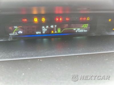 Zdjęcie 9 z 12 samochodu: 2013 TOYOTA PRIUS V THREE VIN:JTDZN3EU7D3219774 - miniatura