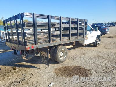 Trzecie zdjęcie samochodu z tyłu: 2012 CHEVROLET SILVERADO C3500 VIN:1GB3CZCG9CF121410 - miniatura