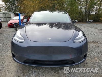 Piąte zdjęcie samochodu w środku: 2021 TESLA MODEL Y VIN:5YJYGDEE3MF241343 - miniatura