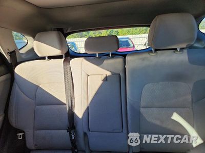 Zdjęcie 10 z 13 samochodu: 2018 HYUNDAI TUCSON VALUE VIN:KM8J3CA27JU691773 - miniatura