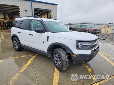 Czwarte zdjęcie samochodu z boku: 2025 FORD BRONCO SPORT BIG BEND VIN:3FMCR9BN1SRF79336 - miniatura