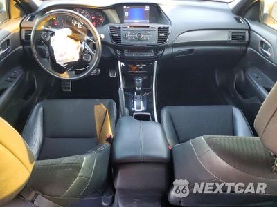 Zdjęcie 8 z 12 samochodu: 2017 HONDA ACCORD SPORT VIN:1HGCR2F54HA049811 - miniatura