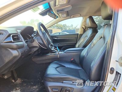 Zdjęcie 7 z 12 samochodu: 2020 TOYOTA CAMRY SE VIN:4T1G11AK3LU889189 - miniatura