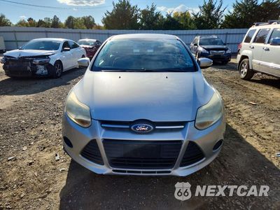 Piąte zdjęcie samochodu w środku: 2014 FORD FOCUS SE VIN:1FADP3F20EL111294 - miniatura