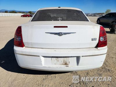 Zdjęcie 6 z 12 samochodu: 2010 CHRYSLER 300 TOURING VIN:2C3CA5CV5AH263181 - miniatura