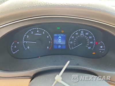 Zdjęcie 9 z 13 samochodu: 2012 HYUNDAI GENESIS 3.8L VIN:KMHGC4DD6CU202490 - miniatura