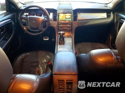 Zdjęcie 8 z 12 samochodu: 2010 FORD TAURUS SHO VIN:1FAHP2KT7AG165432 - miniatura
