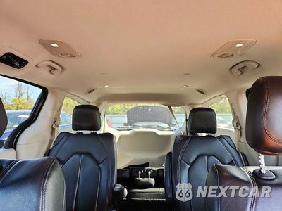 Zdjęcie 10 z 14 samochodu: 2017 CHRYSLER PACIFICA TOURING L VIN:2C4RC1BG0HR527231 - miniatura