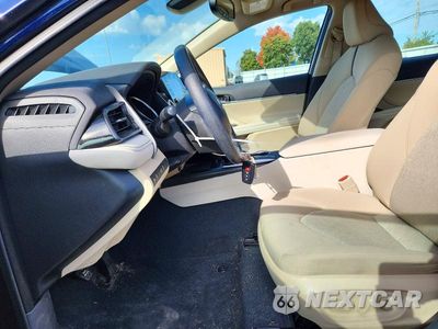 Zdjęcie 7 z 12 samochodu: 2022 TOYOTA CAMRY LE VIN:4T1R11AK8NU044043 - miniatura